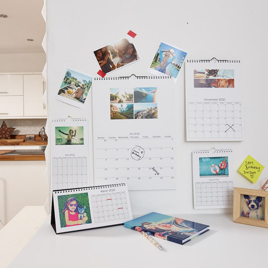 personalised photo desktop calendar